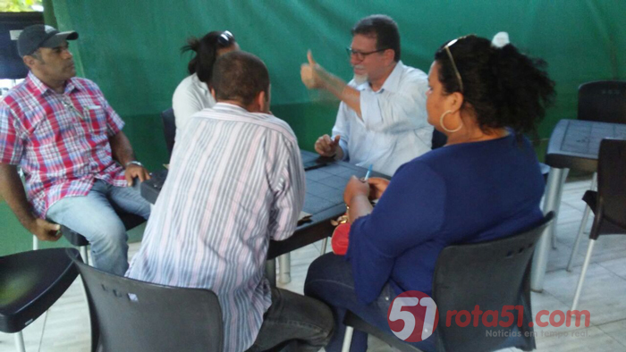 Cooprdenadores do MTI e o deputado Marcelino Gallo