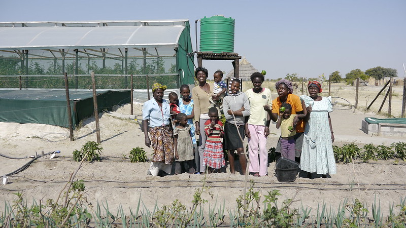 Farmers at the CuveWaters Green Village in Epyeshona, Northern Namibia, photo by ISOE Wikom, sourced from flickr, CC BY-NC-SA 2.0 DEED license