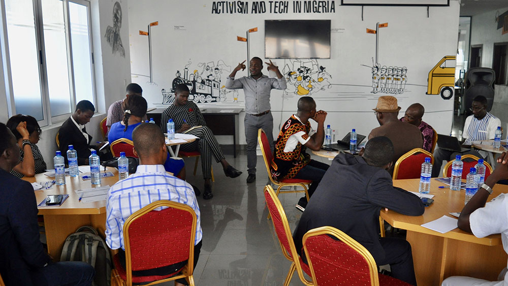 Young social entrepreneurs present their proposals for tackling land corruption in Africa